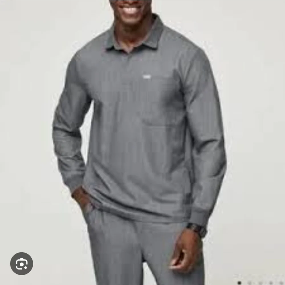 New Figs Men's Scrub Set